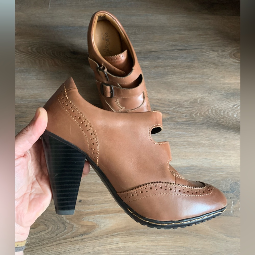 Eüro soft women’s Sadira heeled ankle boot with buckles 8M - Picture 5 of 11